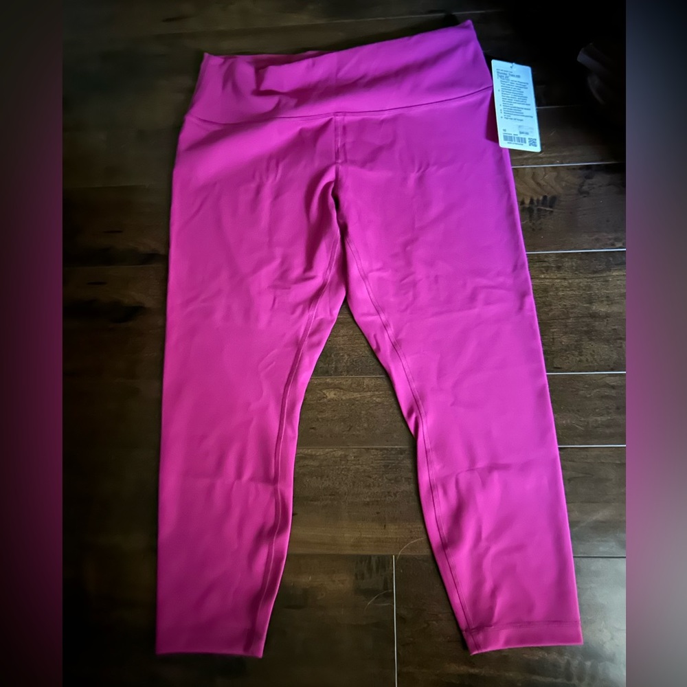 Brand new Lululemon Wunder Under leggings size 16. With tags.